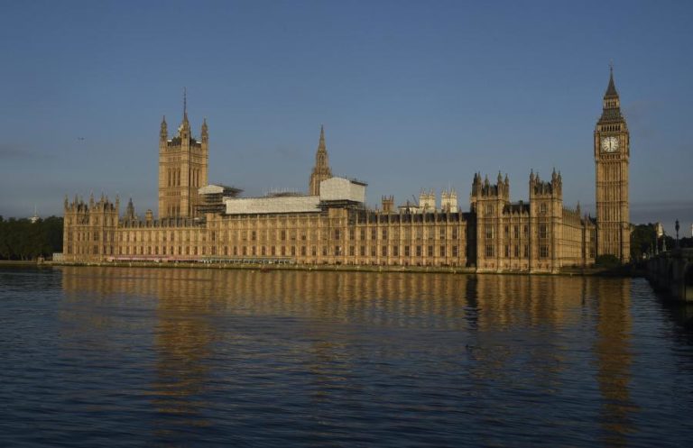 PARLAMENTO BRITÂNICO APROVA LEGISLAÇÃO PARA FORMALIZAR SAÍDA DA UE A 31 DE JANEIRO