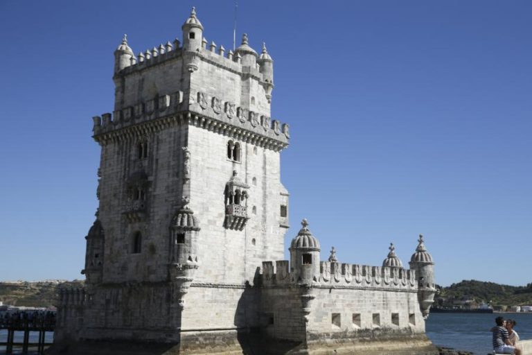 GREVE: CONVENTO DE CRISTO, TORRE DE BELÉM E MUSEU NACIONAL DE ETNOLOGIA ENCERRADOS