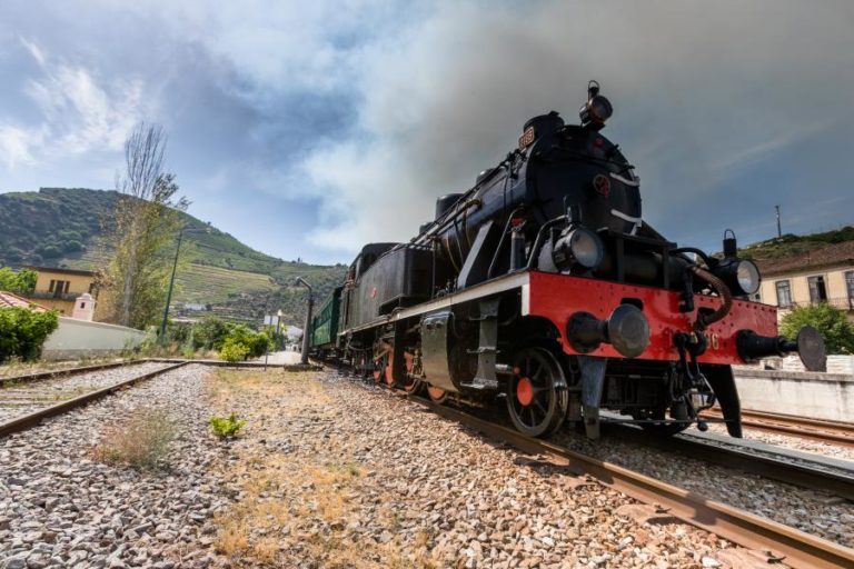 VIAGEM NO COMBOIO HISTÓRICO A VAPOR DO VOUGA REALIZA-SE NO SÁBADO