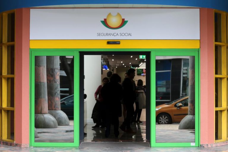 OE2019: SEGURANÇA SOCIAL FECHA ANO DE 2019 COM EXCEDENTE A SUBIR 42% PARA 2,8 MIL ME