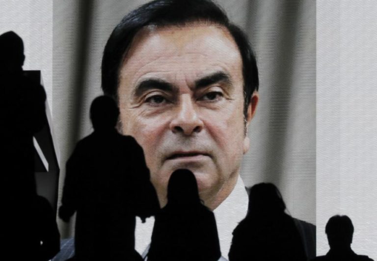 LÍBANO RECEBE MANDADO INTERNACIONAL DA INTERPOL PARA DETER CARLOS GHOSN