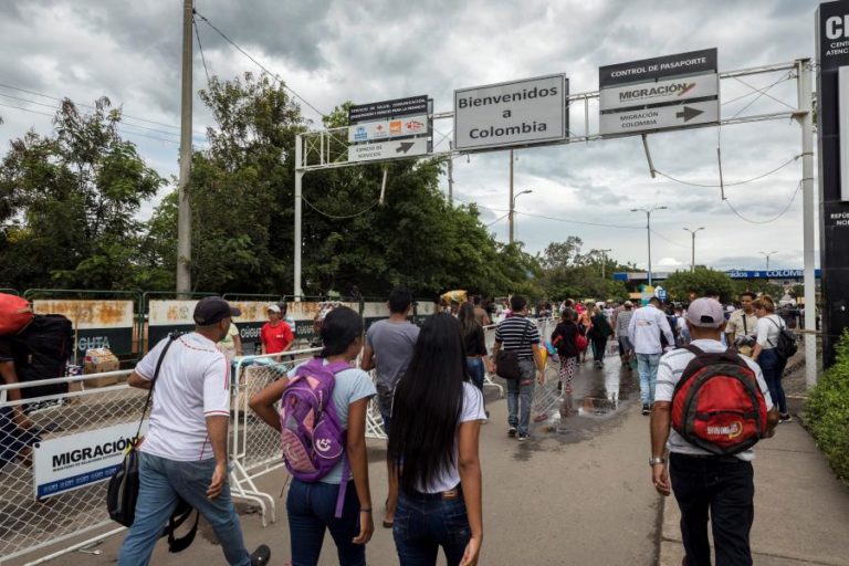 GRUPOS ARMADOS USAM VIOLÊNCIA PARA CONTROLAR FRONTEIRA ENTRE COLÔMBIA E VENEZUELA – ONG