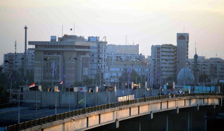 ZONA VERDE DE BAGDADE ATINGIDA POR TRÊS PROJÉTEIS