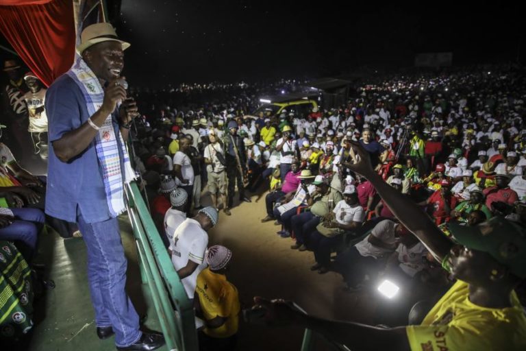 GUINÉ-BISSAU/ELEIÇÕES: PRESIDENTE DA CNE COAGIDO A FORJAR NÚMEROS — MANDATÁRIA DE SIMÕES PEREIRA