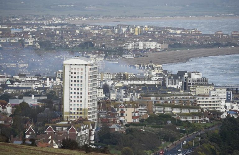 SEGUNDO PORTUGUÊS AGREDIDO COM GRAVIDADE NO SUL DE INGLATERRA EM TRÊS MESES