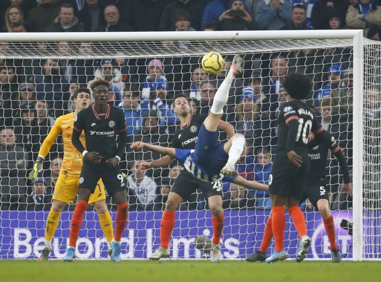 CHELSEA PERDE DOIS PONTOS EM BRIGHTON E O SEU GUARDA-REDES FOI A FIGURA DO JOGO