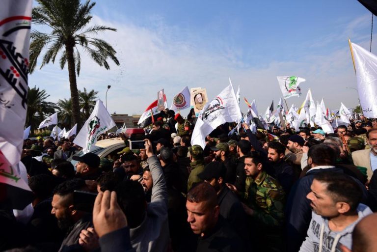 DEBANDADA NO FUNERAL DE SOLEIMANI DEIXA 35 MORTOS E 48 FERIDOS NO IRÃO