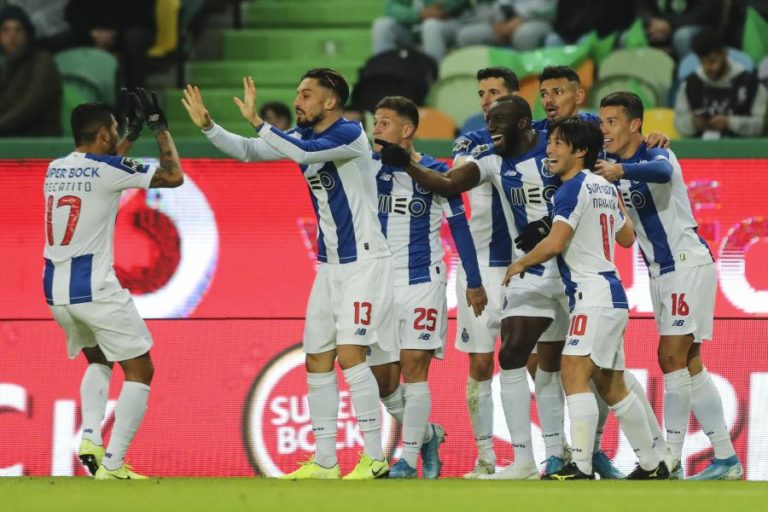 FC PORTO MANTÉM DISTÂNCIA PARA BENFICA, APÓS PASSAR COM DIFICULDADES EM ALVALADE