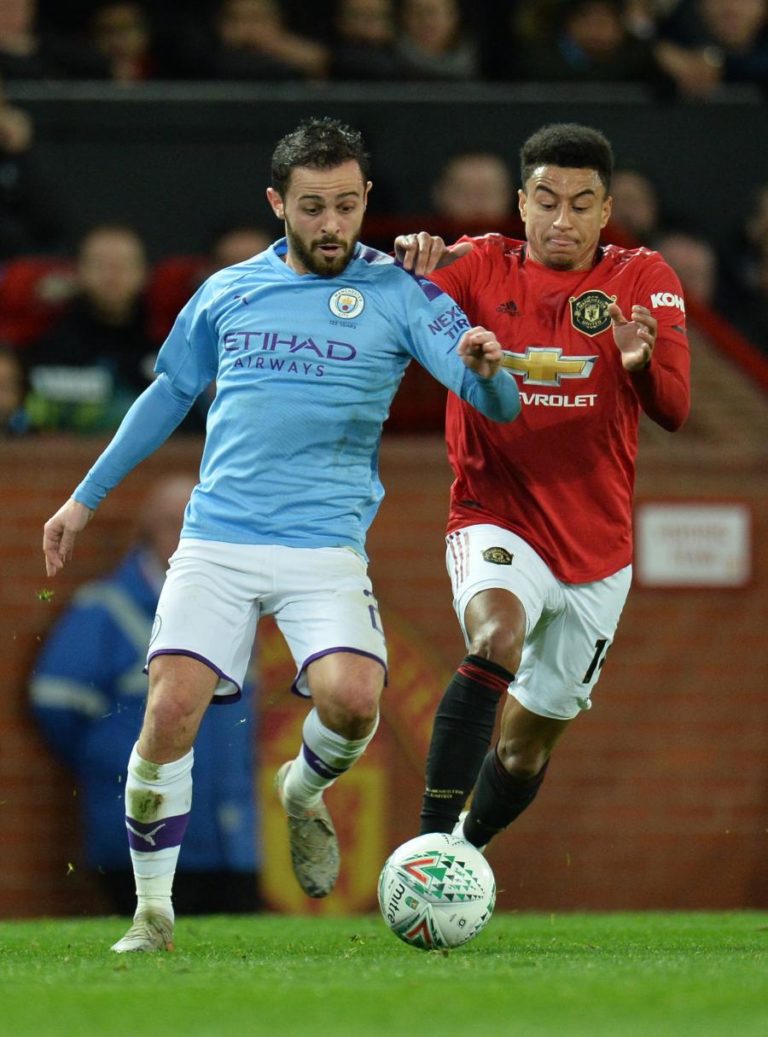BERNARDO SILVA MARCA NO DÉRBI DE MANCHESTER E AJUDA CITY A FICAR PERTO DA FINAL