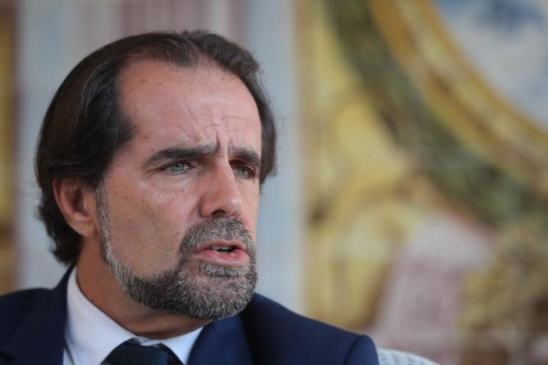 ALBUQUERQUE CONFIRMA CICLO DE DIÁLOGO APÓS PS TER DEIXADO DE “TENTAR PREJUDICAR” MADEIRA