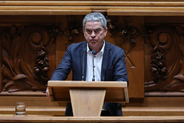 OE2020: VERDES AVISAM QUE ABSTENÇÃO NA GENERALIDADE “NÃO COMPROMETE” VOTO FINAL