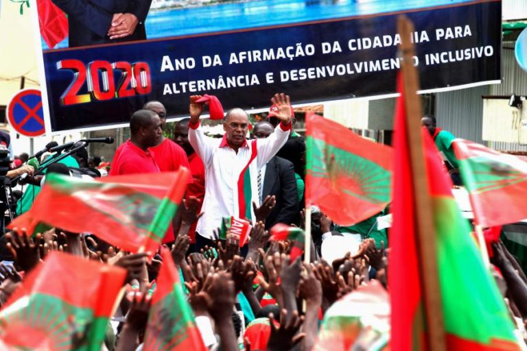 UNITA VAI DIALOGAR COM PARTIDOS PARA ANULAR INDICAÇÃO DE NOVO PRESIDENTE DA CNE ANGOLANA