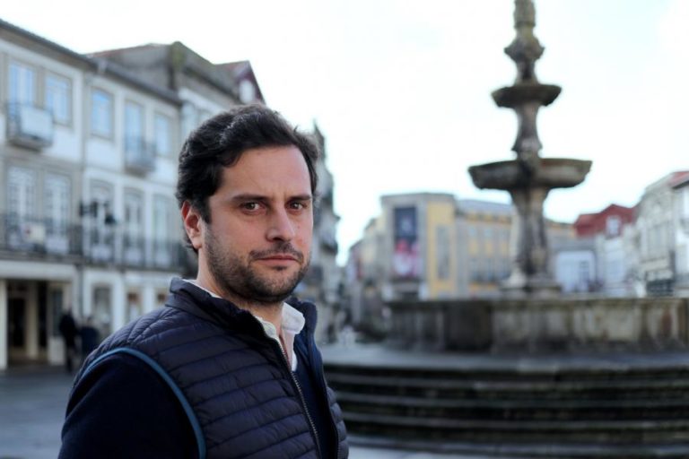 CDS/CONGRESSO: CARLOS MEIRA DISPONÍVEL PARA ACORDO QUE VENÇA JOÃO ALMEIDA