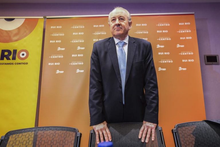 RIO NÃO RESPONDE A ALEGADAS IRREGULARIDADES E APELA A QUE DEBATE NÃO CAIA NA LAMA
