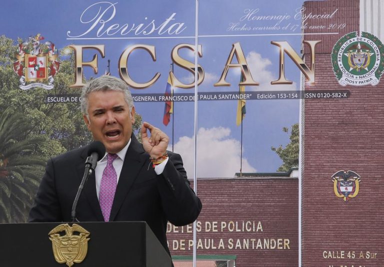 PRESIDENTE DA COLÔMBIA DENUNCIA PRESENÇA DE HEZBOLLAH NA VENEZUELA