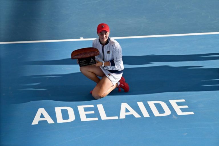 RUBLEV E BARTY CONQUISTAM TORNEIO DE TÉNIS DE ADELAIDE