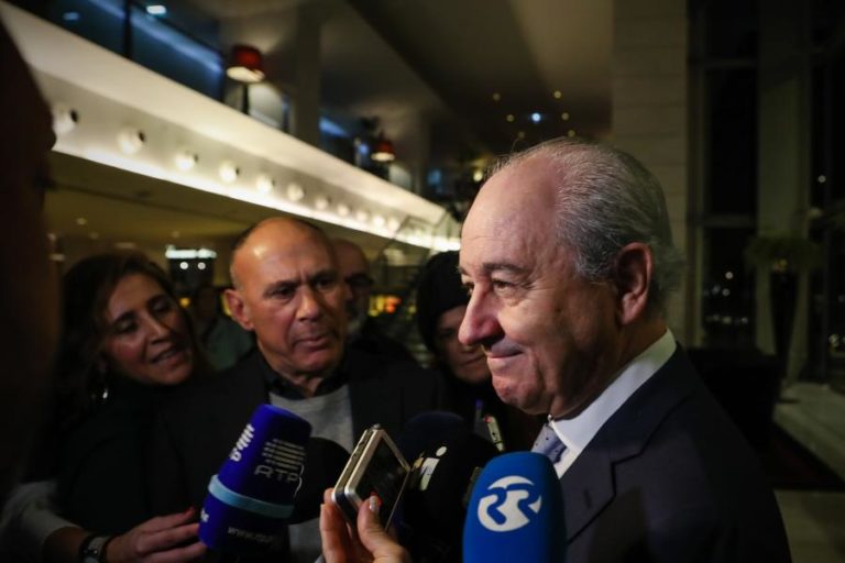 PSD: RIO, COM 54,9%, À FRENTE DE MONTENEGRO, COM 44,9%, ÀS 20:45