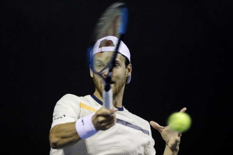 JOÃO SOUSA ELIMINADO NA PRIMEIRA RONDA DO OPEN DA AUSTRÁLIA