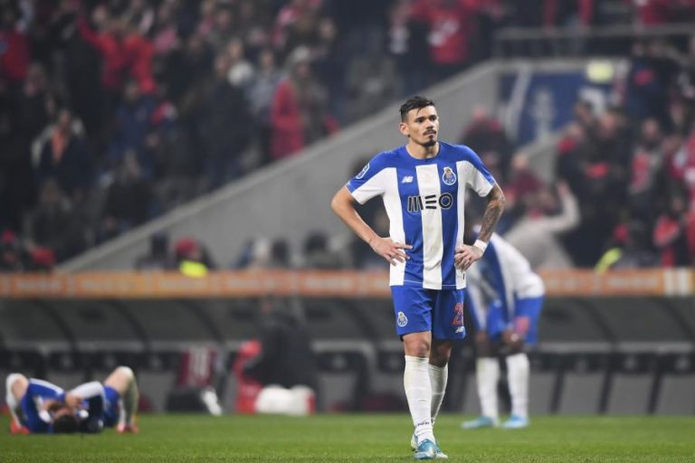 PINTO DA COSTA GARANTIU TER TOTAL CONFIANÇA NOS JOGADORES E NO TREINADOR