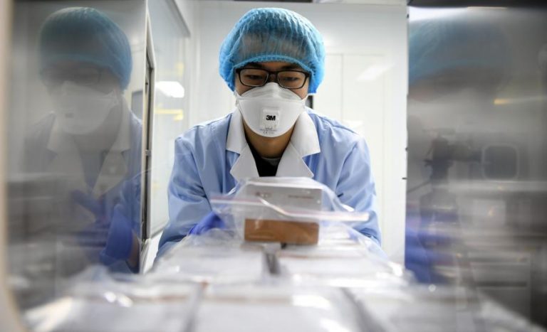 VÍRUS: VACINA CHINESA PODE COMEÇAR A SER TESTADA EM MENOS DE 40 DIAS