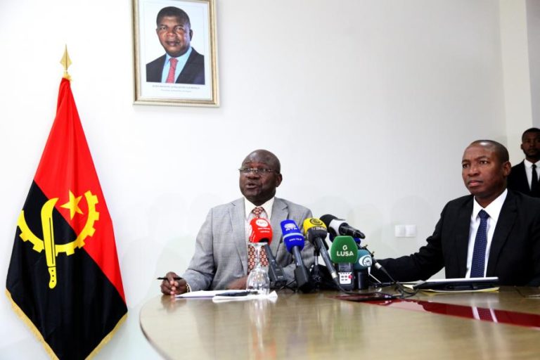 VÍRUS: ANGOLA RASTREOU 1.630 PASSAGEIROS E NÃO TEM REGISTO DE UM CASO SUSPEITO — AUTORIDADES