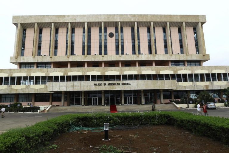 PARLAMENTO CABO-VERDIANO UNÂNIME NA APROVAÇÃO DO CONSELHO DE PREVENÇÃO DA CORRUPÇÃO