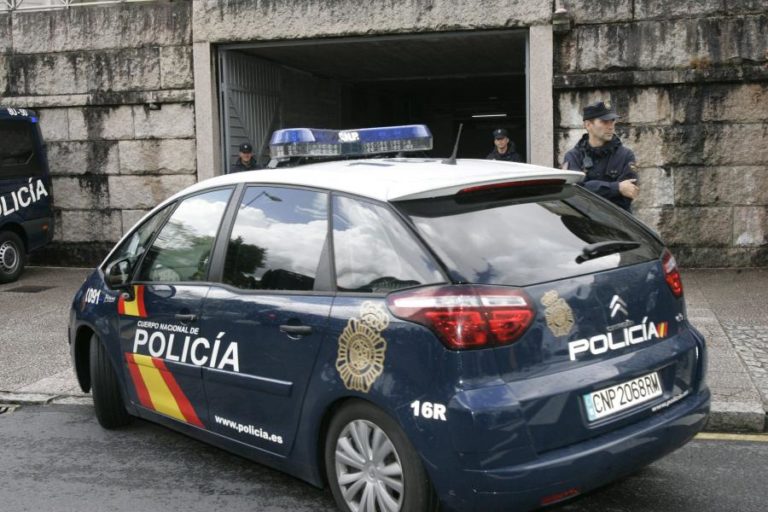 POLÍCIA ESPANHOLA DETÉM 14 PESSOAS POR FRAUDE QUE AFETOU PORTUGUESES
