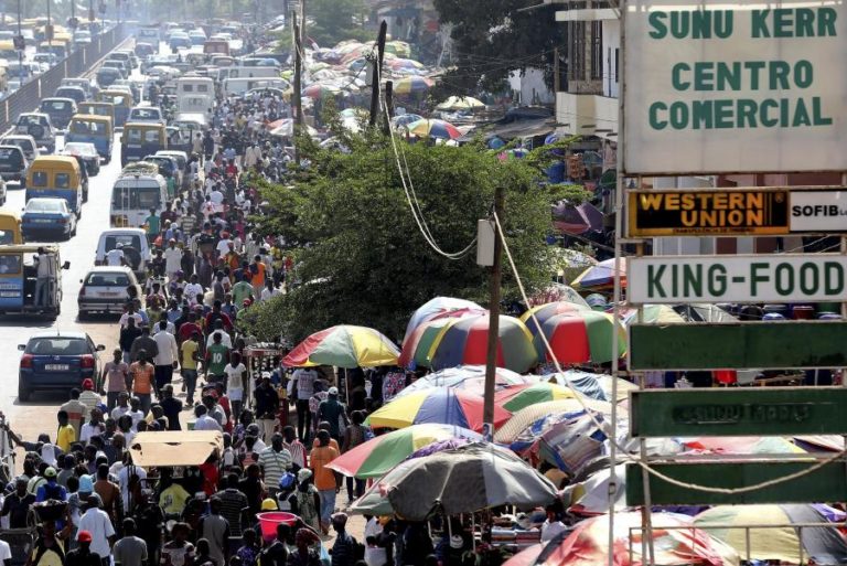 ECONOMISTA ALERTA QUE CRÉDITO MAL PARADO À BANCA GUINEENSE ASCENDE A 230,3 ME