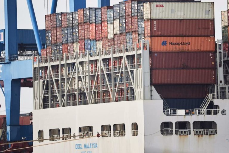 COVID-19: CHINA REDUZ TAXAS SOBRE BENS DOS EUA FACE A PARALISIA NA PRODUÇÃO DOMÉSTICA