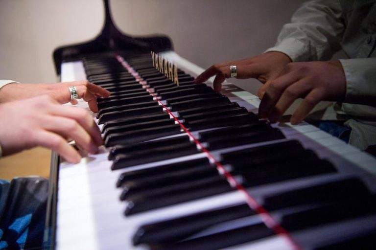 MORREU O PIANISTA DE JAZZ LYLE MAYS, MEMBRO FUNDADOR DO PAT METHENY GROUP