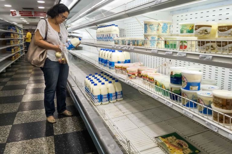 VENEZUELA: 9,3 MILHÕES DE VENEZUELANOS NÃO TEM ACESSO A SUFICIENTES ALIMENTOS