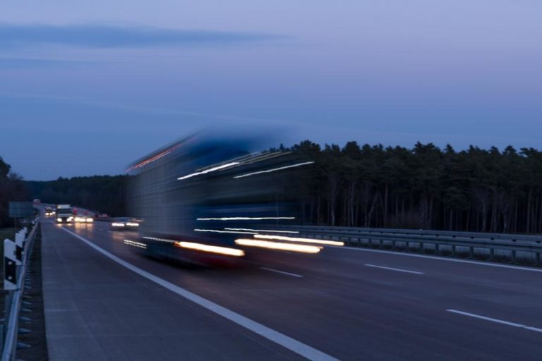 ÁUSTRIA PÕE FIM A LIMITE MÁXIMO DE 140 KM/H NAS AUTOESTRADAS