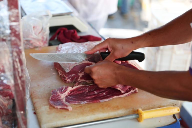 TRANSPORTE DE CARNE FRESCA EM MOÇAMBIQUE PASSA A SER EM VEÍCULOS COM FRIGORÍFICOS