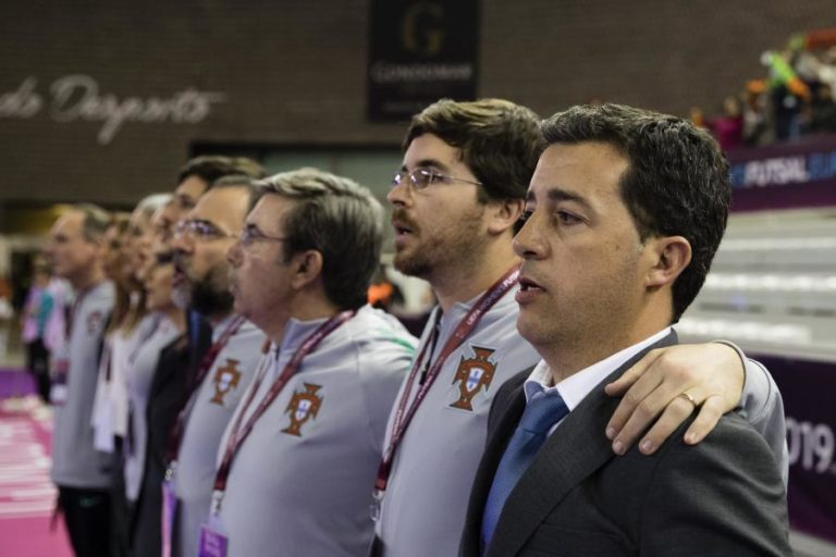 SELECIONADOR FEMININO DE FUTSAL ANTEVÊ DIFICULDADES NO APURAMENTO PARA O EURO2021