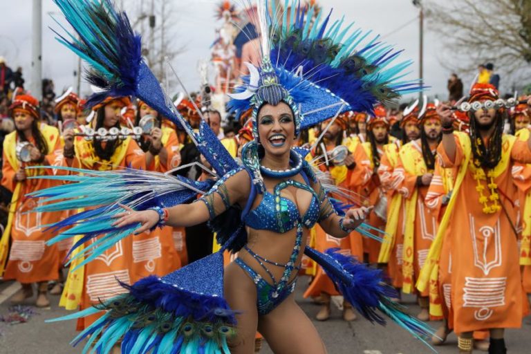 PRIMEIRO-MINISTRO CONCEDE TOLERÂNCIA DE PONTO NA TERÇA-FEIRA DE CARNAVAL