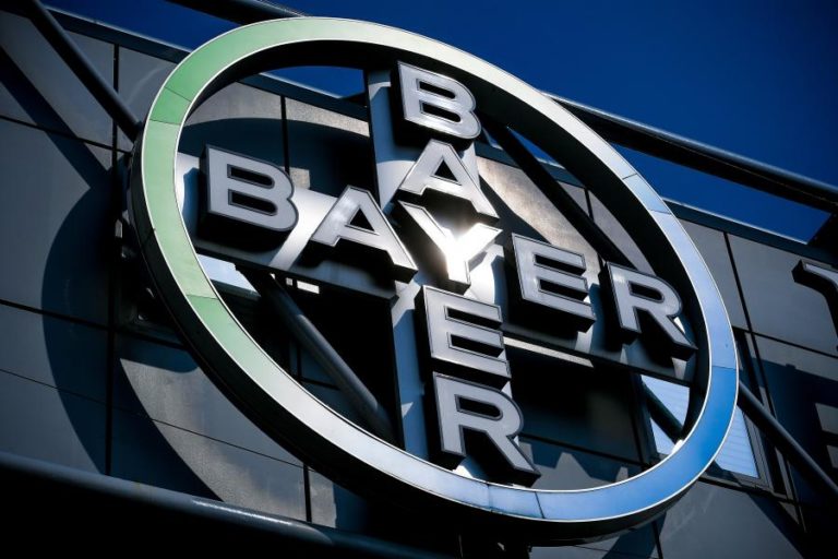 BAYER E BASF CONDENADAS A PAGAR 244 MILHÕES DE EUROS A UM AGRICULTOR NOS EUA