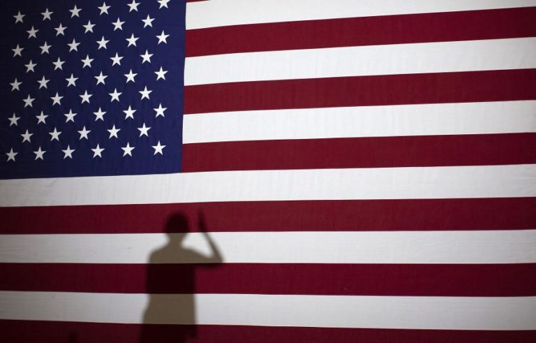 TALIBÃS ANUNCIAM ACORDO COM EUA PARA INICIAR TRATADO DE PAZ NO AFEGANISTÃO