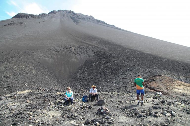 PM DE CABO VERDE ADMITE ZONA ECONÓMICA ESPECIAL DO VULCANISMO PARA POTENCIAR VULCÃO