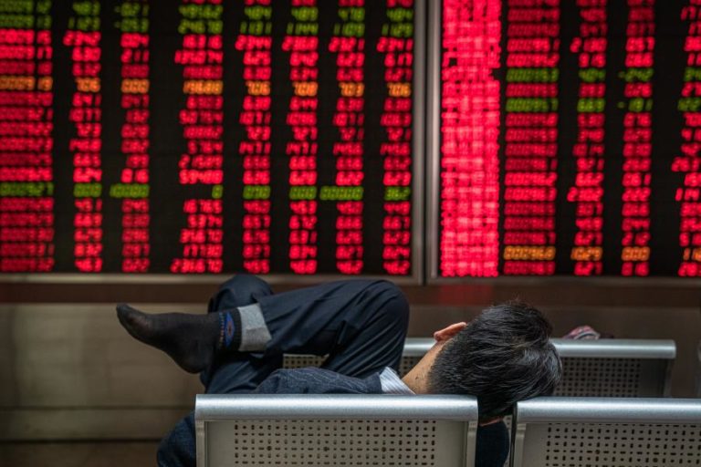 BOLSA DE XANGAI ABRIU A SUBIR 0,14%