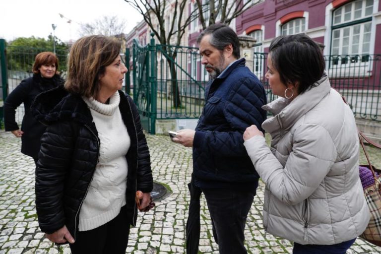 FENPROF ACUSA GOVERNO DE DIFICULTAR REGRAS PARA REGULARIZAÇÃO DE VINCULOS PRECÁRIOS