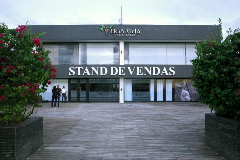 GRUPO ANGOLANO BOAVIDA REESTRUTURA NEGÓCIOS E ADMITE DESPEDIR ATÉ 800 PESSOAS ESTE ANO