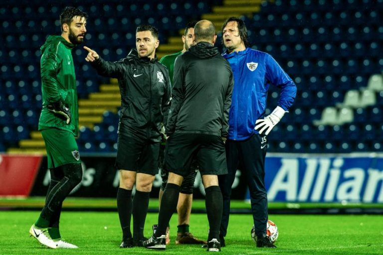 JOGO ENTRE SANTA CLARA E PAÇOS DE FERREIRA ADIADO PARA DOMINGO