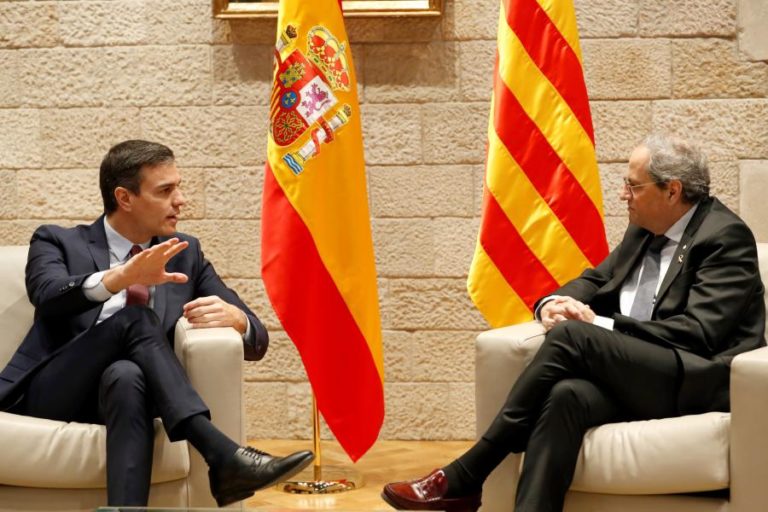 GOVERNOS ESPANHOL E CATALÃO REÚNEM-SE HOJE PARA DEBATER FUTURO DA REGIÃO
