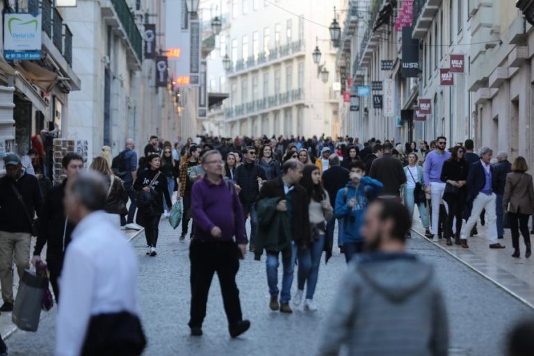 CASAL DETIDO POR ROUBOS VIOLENTOS NA BAIXA DE LISBOA