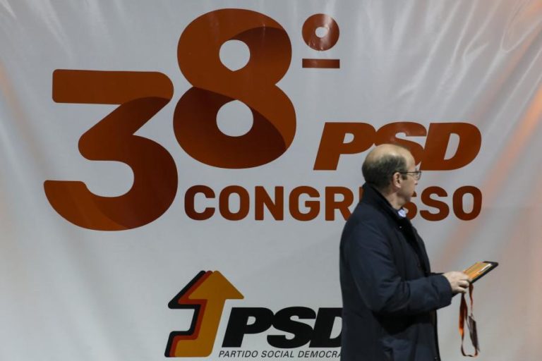 PSD/CONGRESSO: TRABALHOS RECOMEÇARAM ÀS 10:50 EM VIANA DO CASTELO
