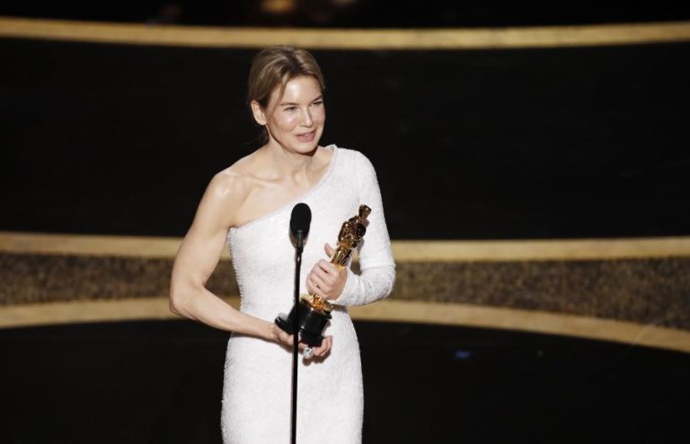 INTERPRETAÇÃO DE JUDY GARLAND DÁ ÓSCAR DE MELHOR ATRIZ A RENÉE ZELLWEGER