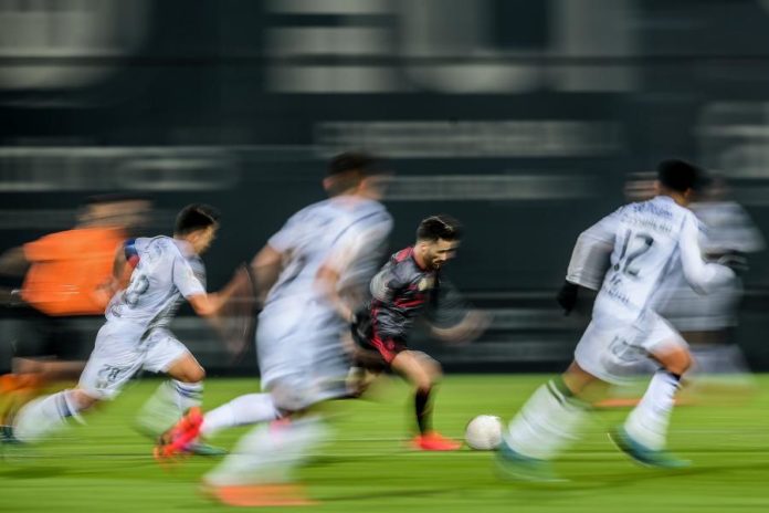 28215265.jpg