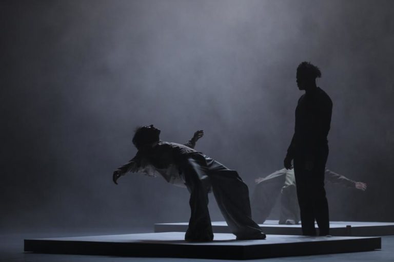 ENCENADOR JOHN ROMÃO ESTREIA “ROMEU E JULIETA” NO TEATRO D.MARIA II