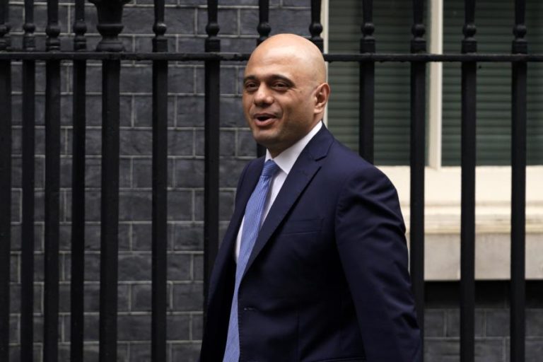 EX-MINISTRO DAS FINANÇAS CRITICA BORIS JOHNSON POR IGNORAR INTERESSE NACIONAL