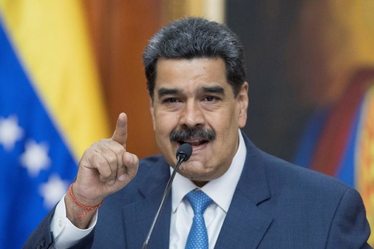 VENEZUELA: MADURO ANUNCIA EXERCÍCIOS MILITARES PERMANENTES E DE SURPRESA